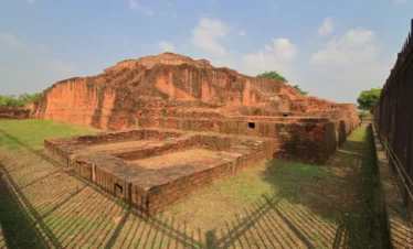 The Path of Wisdom: Buddhist Pilgrimage Tour